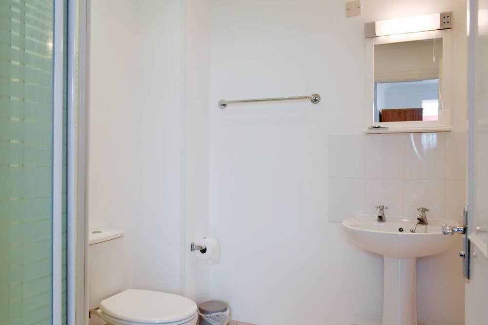 Photo of Bathroom in Sandown