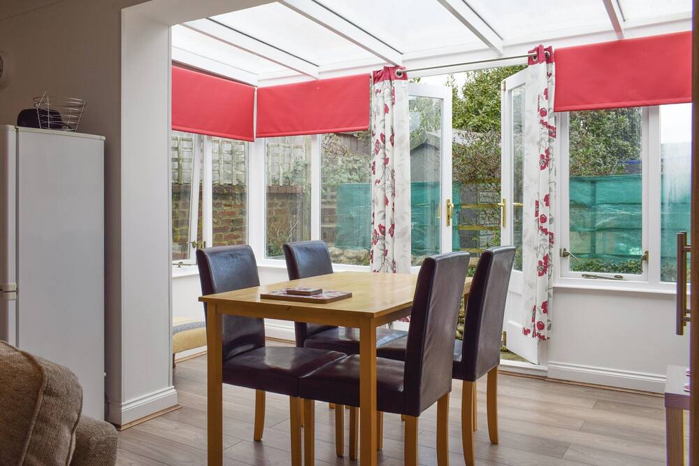 Photo of Others in Sandown