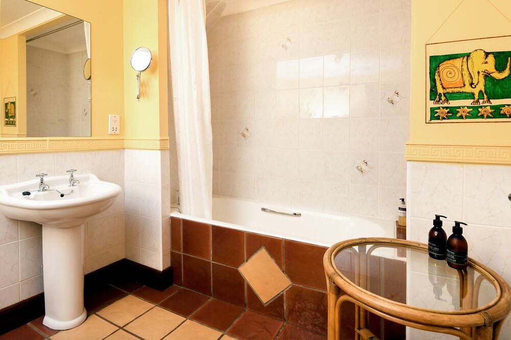 Photo of Bathroom in Castle Douglas