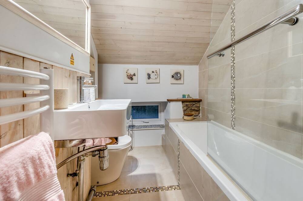 Photo of Others in Llanarthney