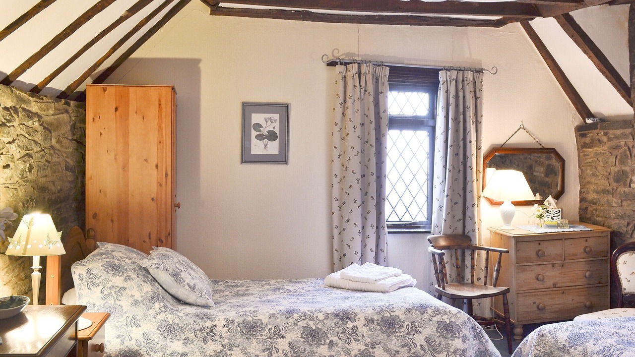 Photo of Others in Knighton