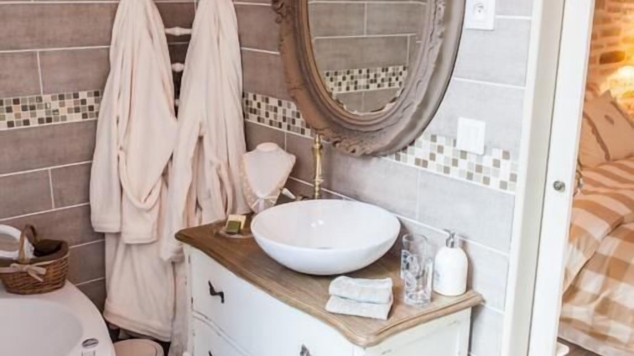 Photo of Bathroom in Campagne-les-Hesdin