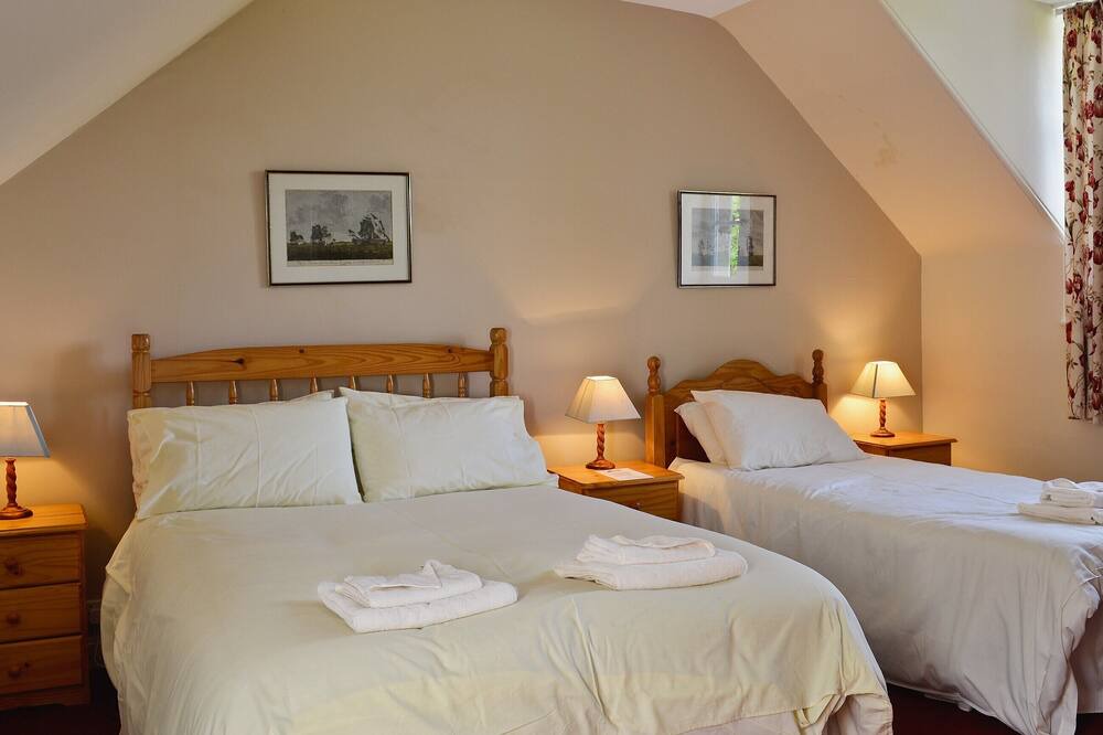 Photo of Bedroom in Straiton