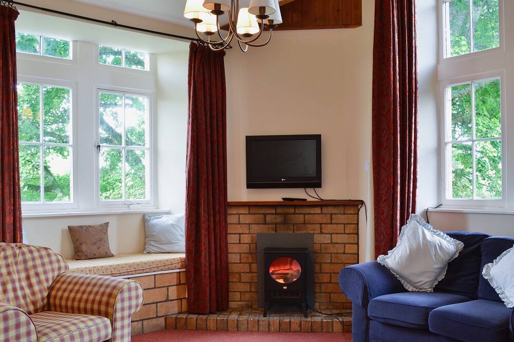 Photo of Others in Straiton