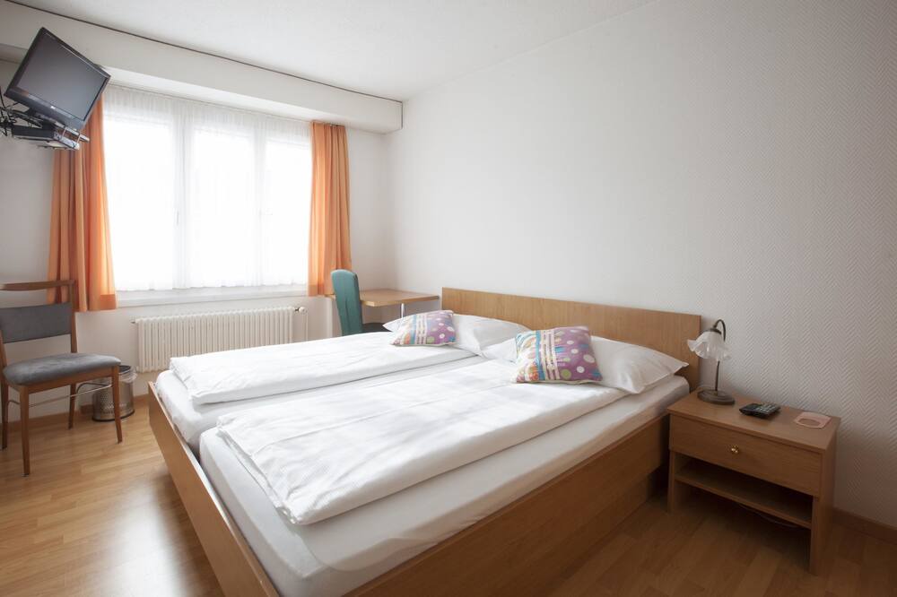 Photo of Bedroom in Daellikon