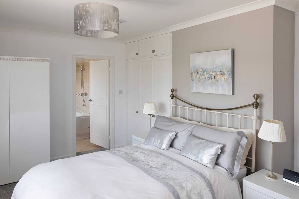 Photo of Bedroom in Chapeltown