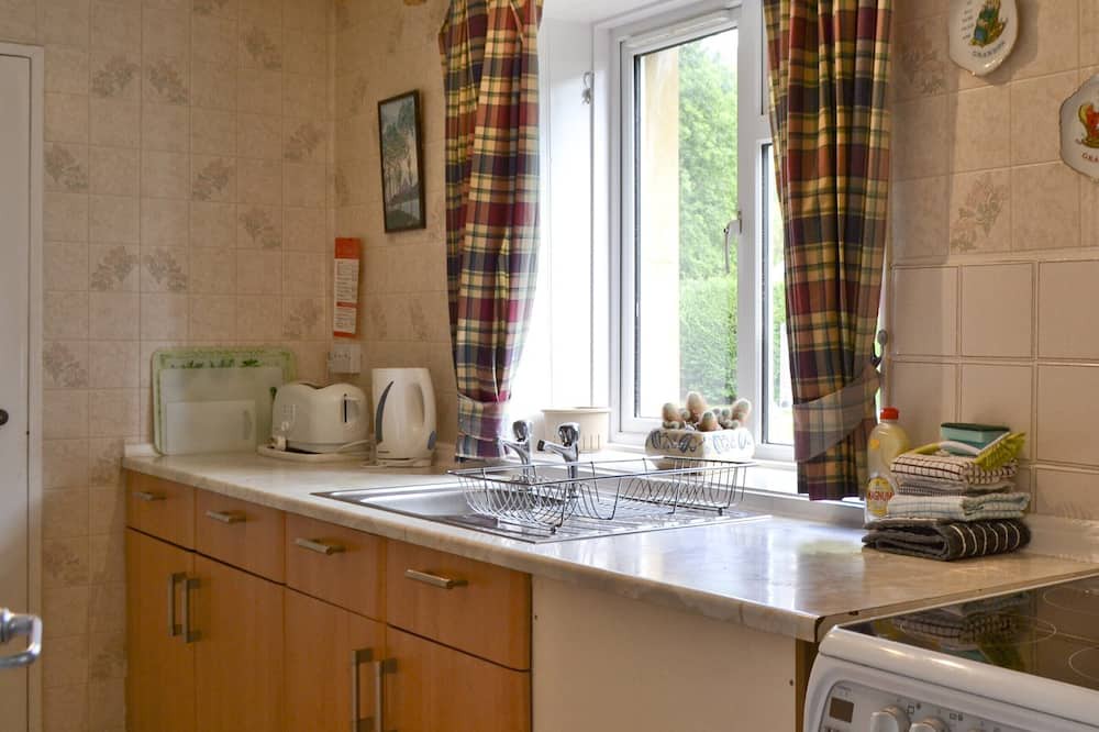 Photo of Kitchen in St Fillans