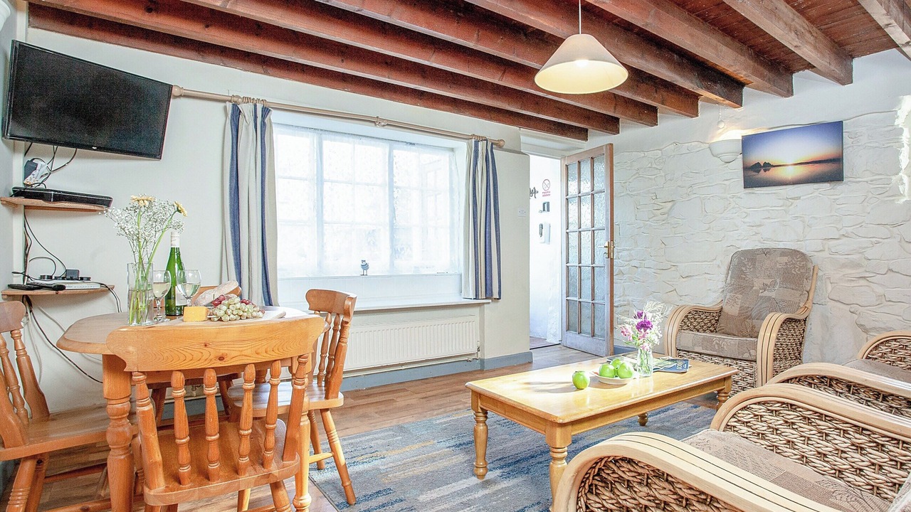 Photo of Others in Cubert