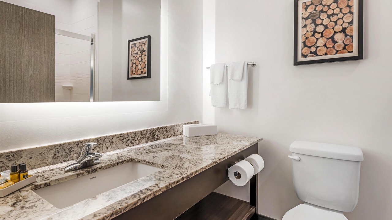 Photo of Bathroom in Isanti