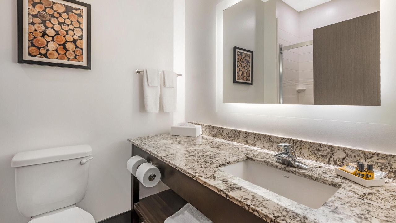 Photo of Bathroom in Isanti