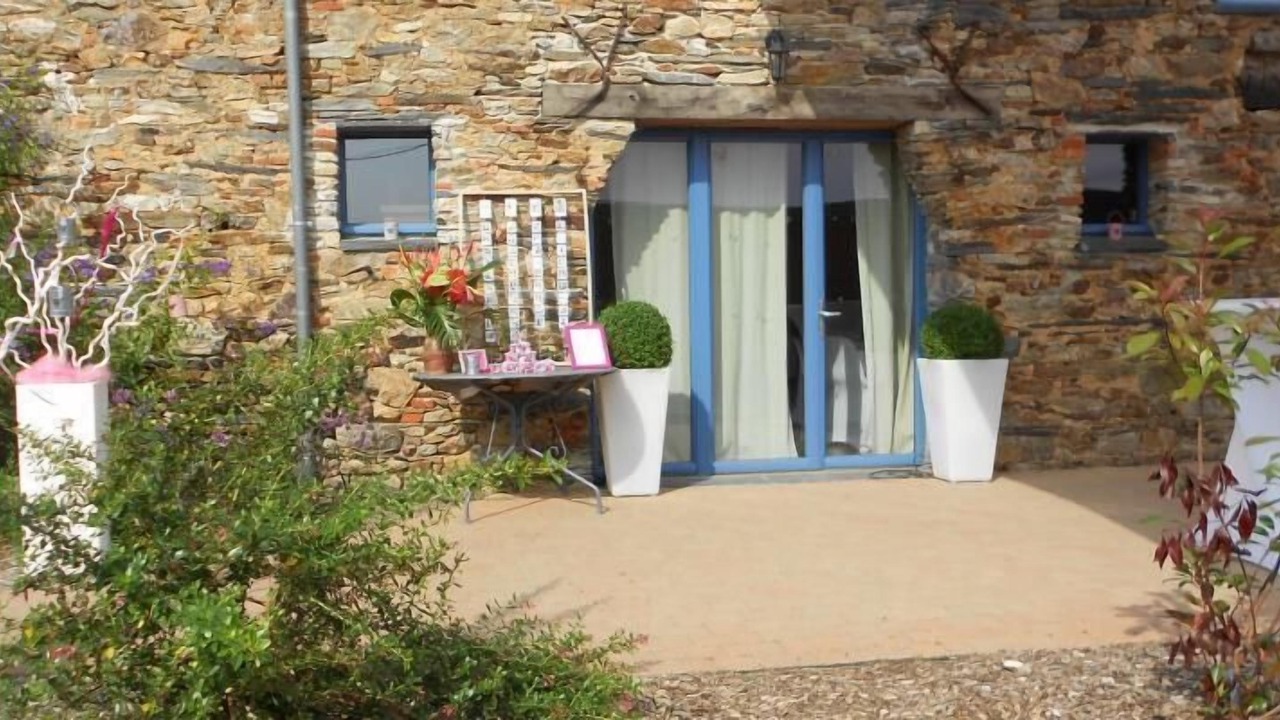 Photo of Outdoor in Plesse