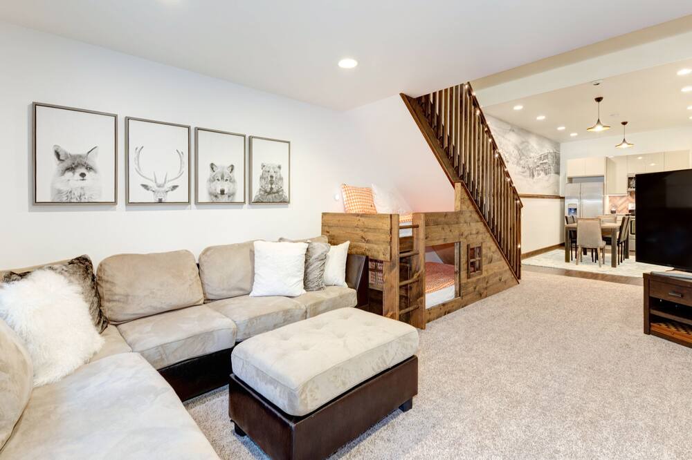 Photo of Livingroom in Cle Elum