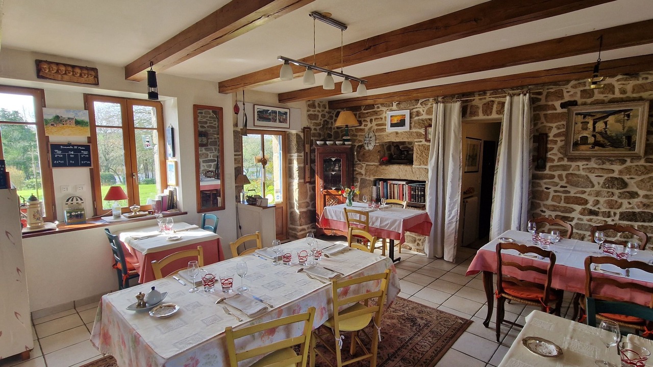 Photo of Others in Breles