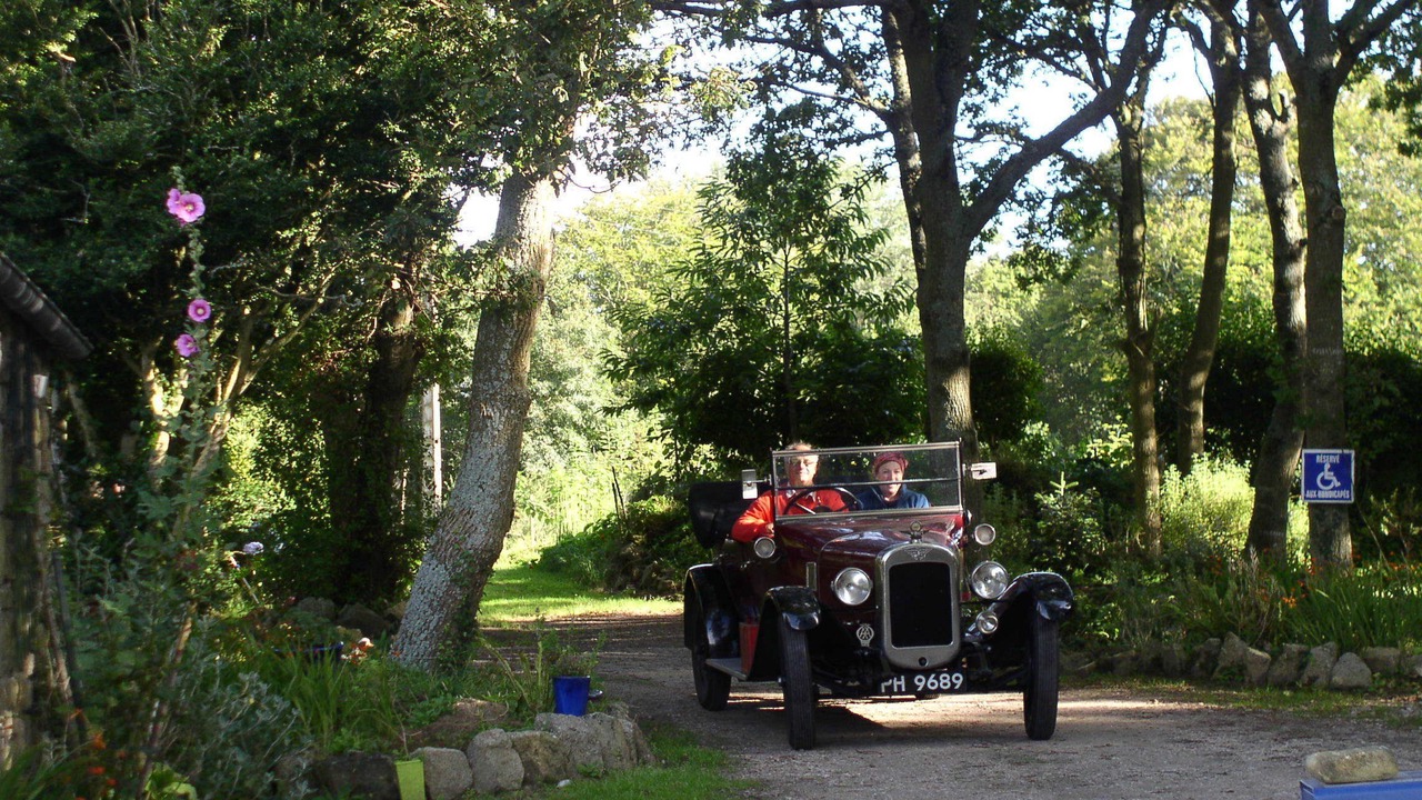 Photo of Others in Breles