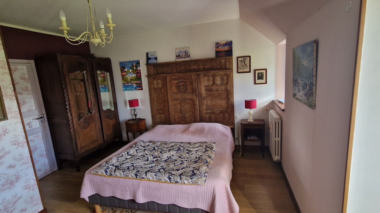Photo of Bedroom in Breles