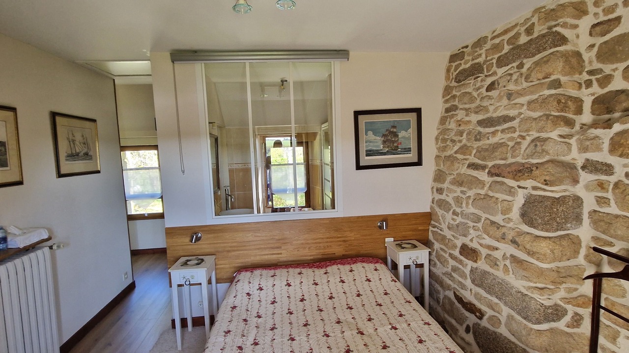 Photo of Bedroom in Breles