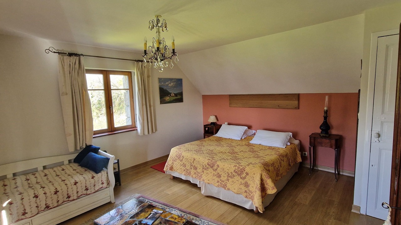 Photo of Bedroom in Breles