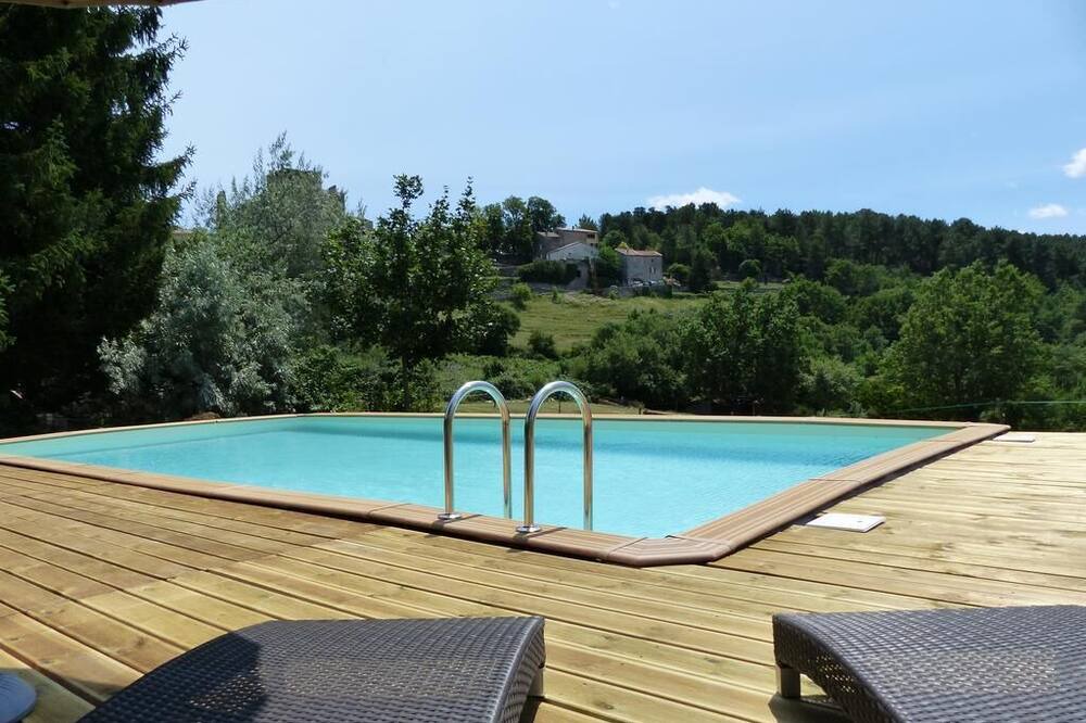 Photo of Outdoor in Tauriers