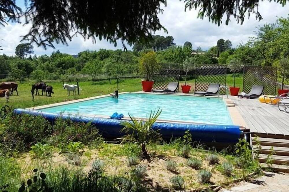 Photo of Outdoor in Tauriers