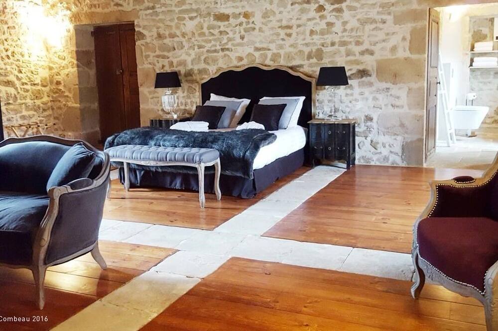 Photo of Bedroom in Tauriers