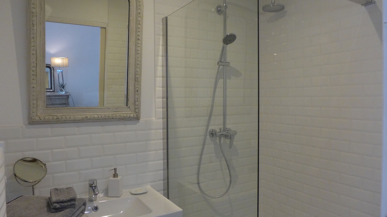 Photo of Bathroom in Blumeray