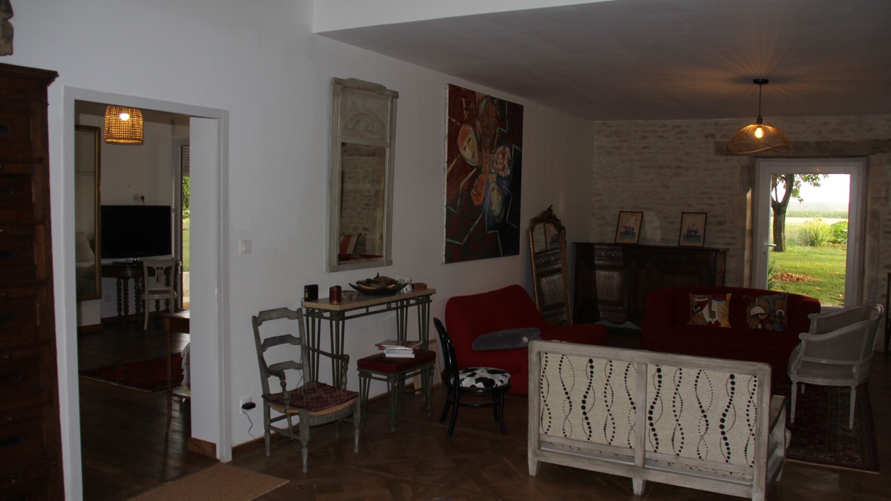 Photo of Others in Blumeray