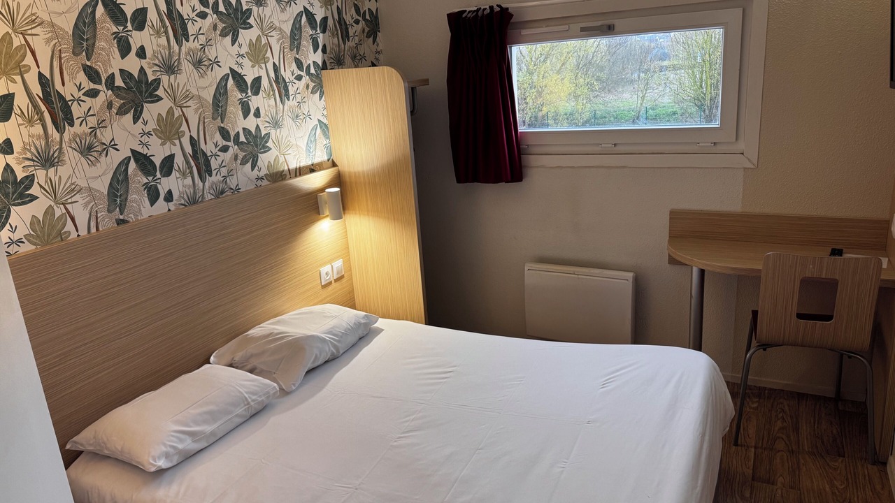 Photo of Bedroom in Tinqueux