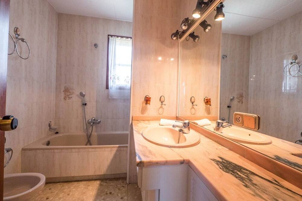 Photo of Bathroom in Pineda de Mar