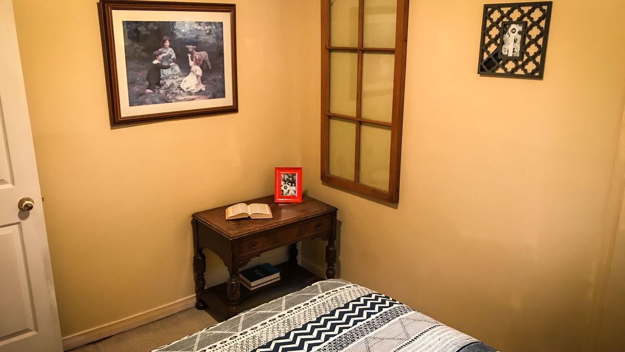 Photo of Bedroom in Alcona