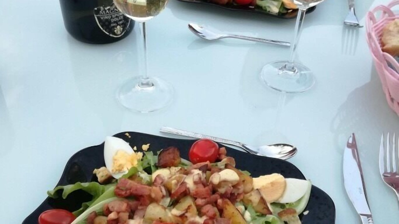 Photo of Others in Illoud