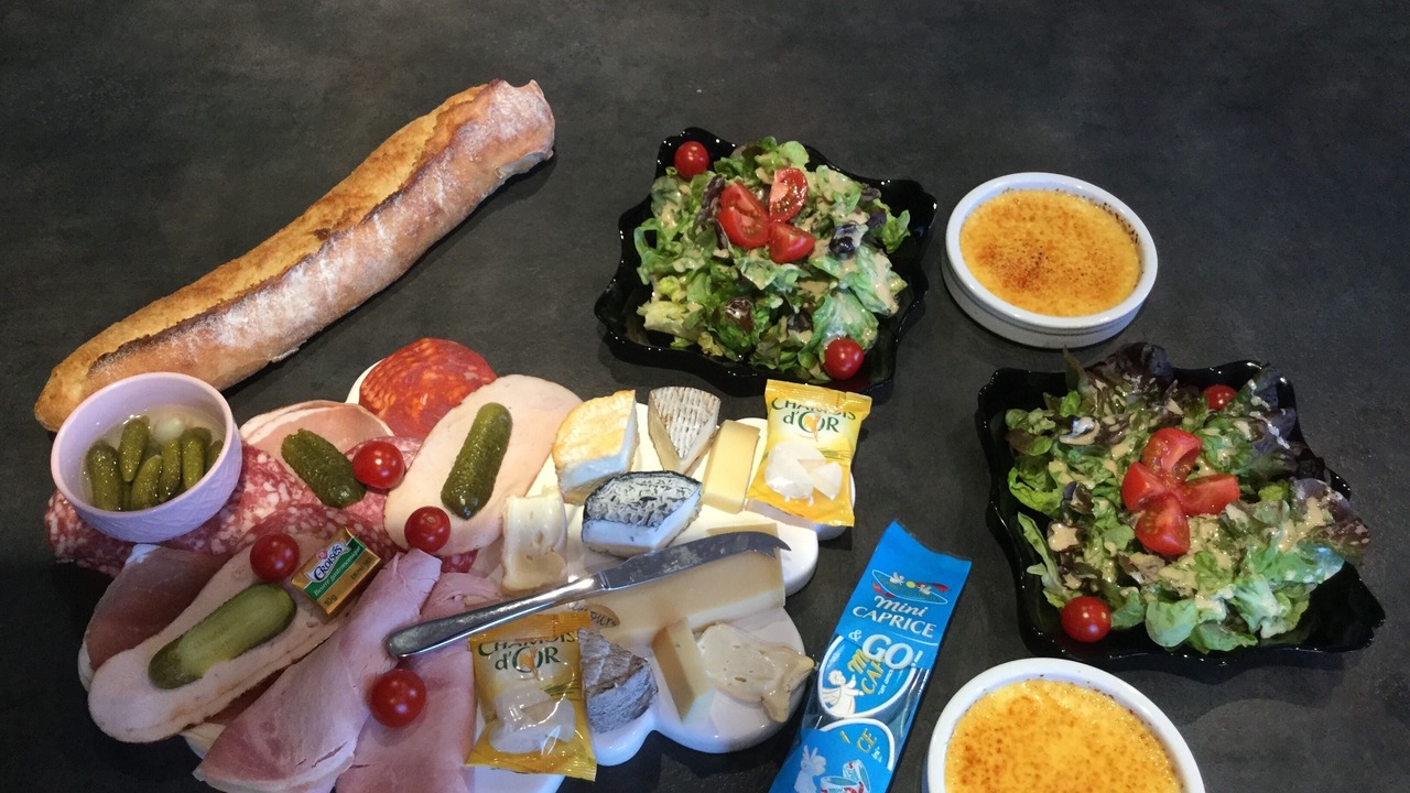 Photo of Others in Illoud