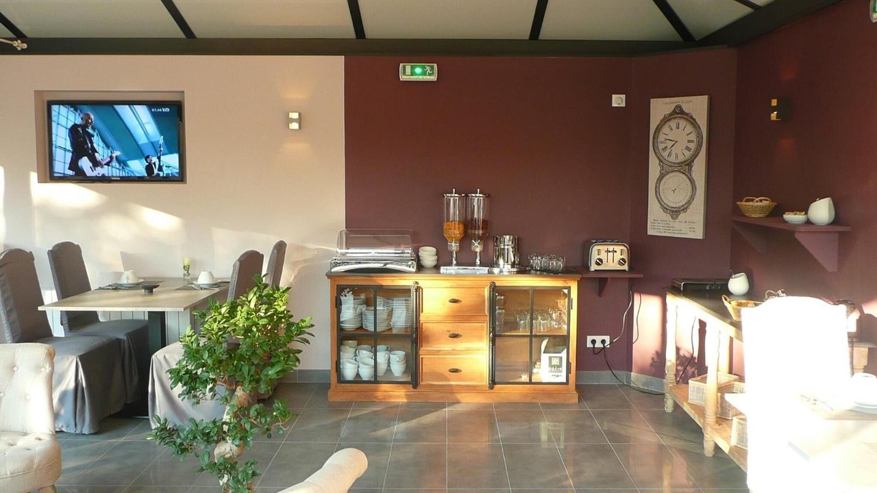 Photo of Others in Cheville