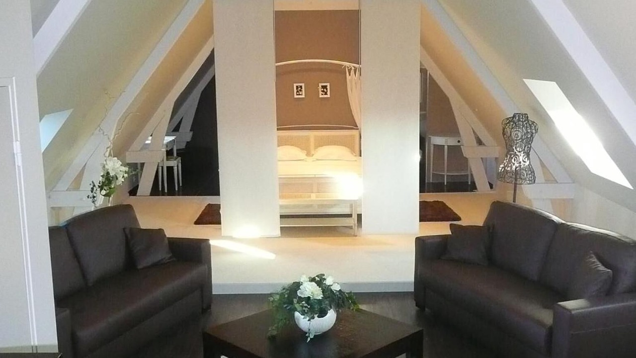 Photo of Others in Cheville