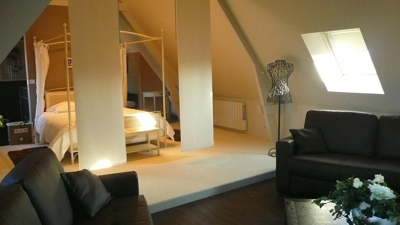 Photo of Others in Cheville