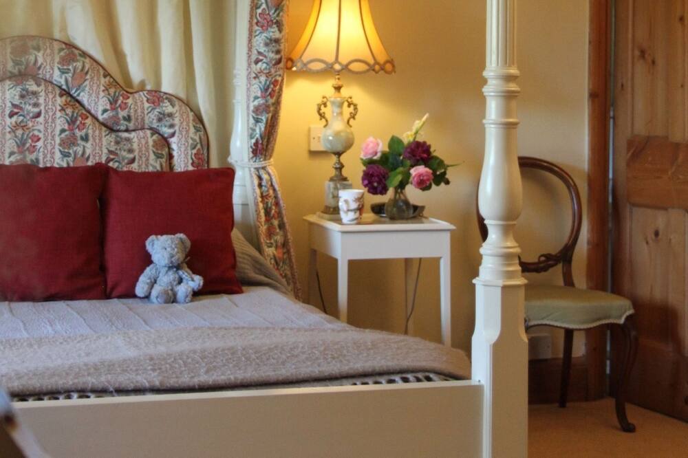 Photo of Bedroom in Lullington