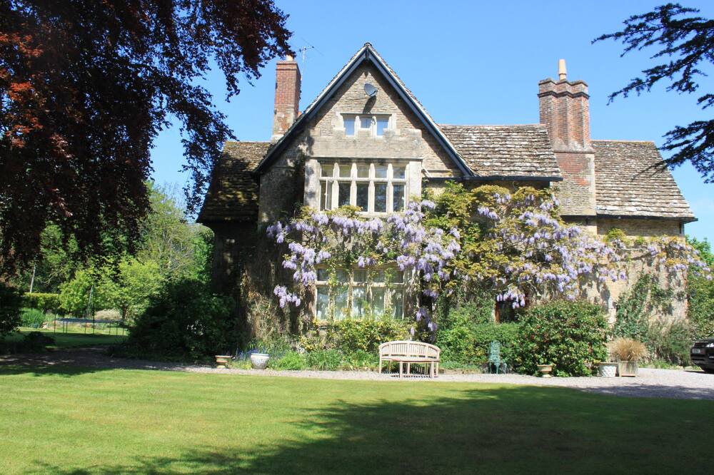 Photo of Outdoor in Lullington