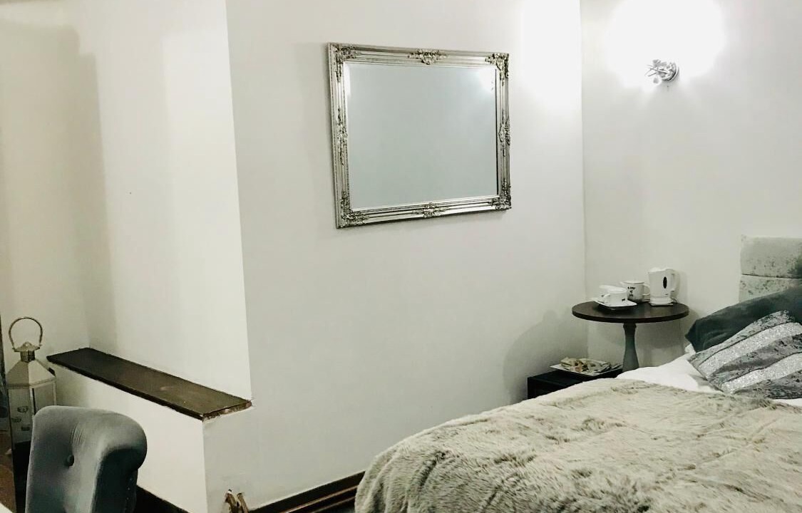 Photo of Others in Tinsley Green