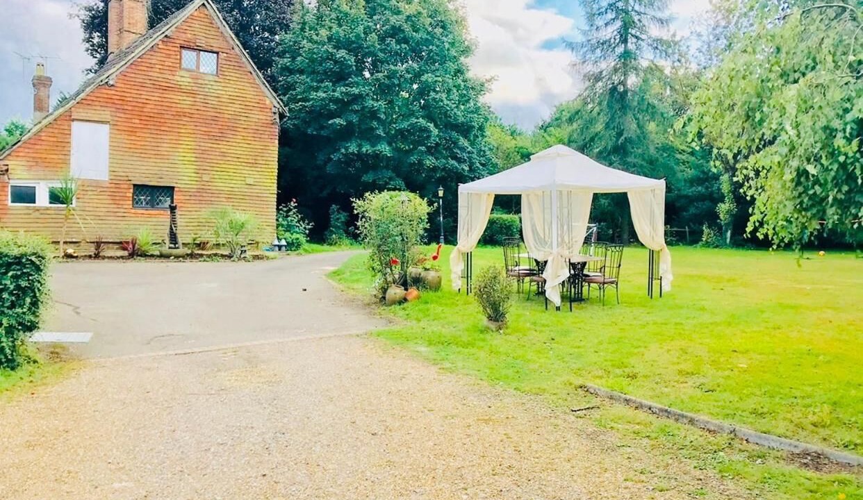 Photo of Outdoor in Tinsley Green