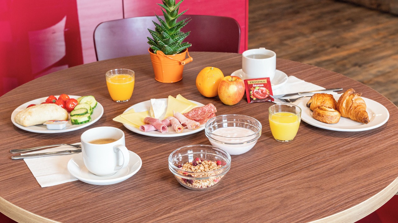 Photo of Others in Lully