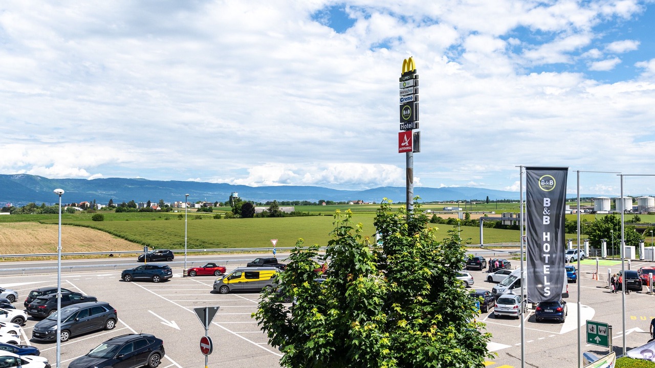 Photo of Others in Lully