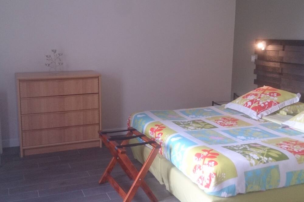 Photo of Bedroom in Les Moutiers-en-Retz