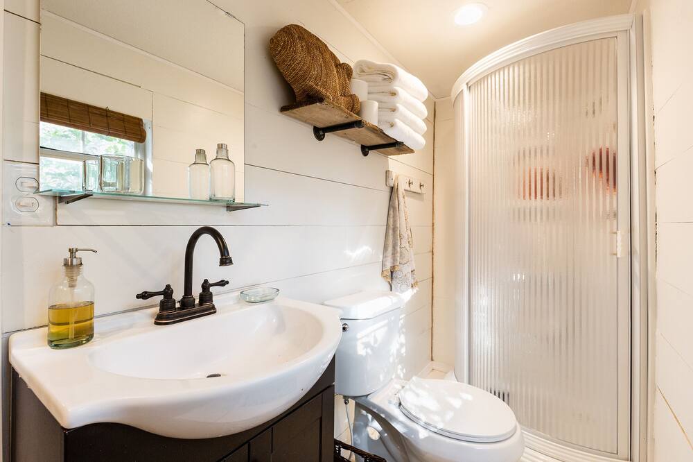 Photo of Bathroom in Crawford