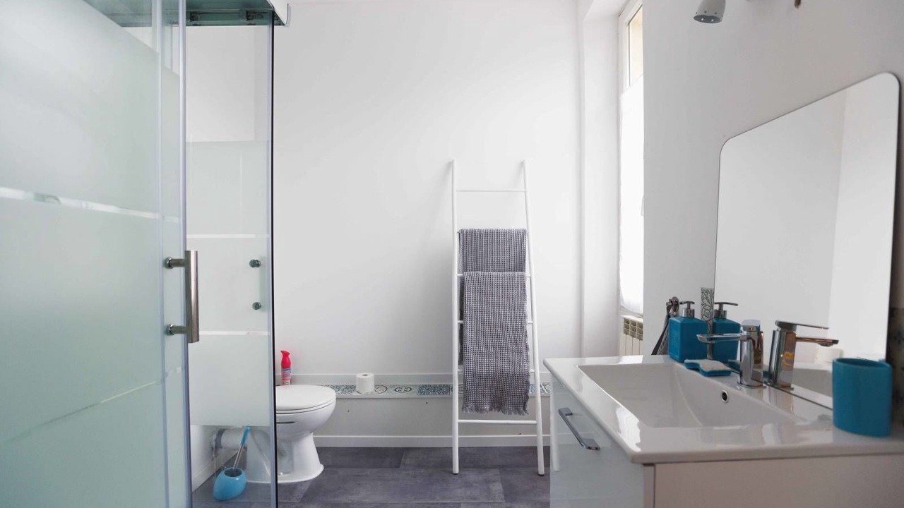 Photo of Bathroom in Sauternes