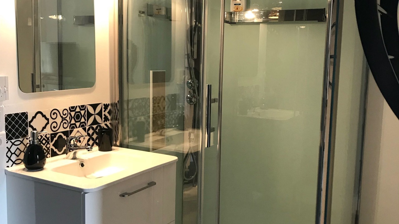 Photo of Bathroom in Sauternes