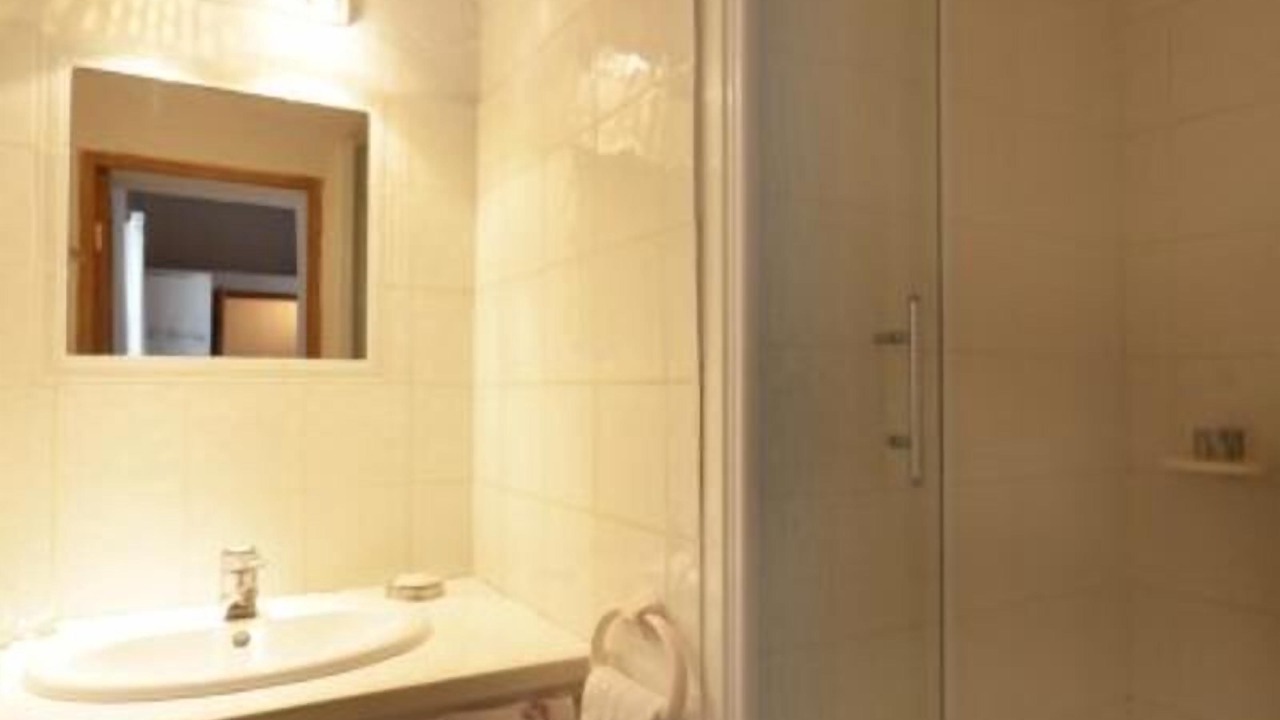 Photo of Bathroom in Lumiere