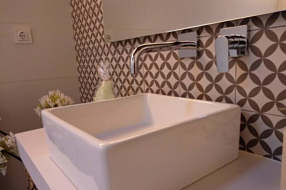Photo of Bathroom in Kripan