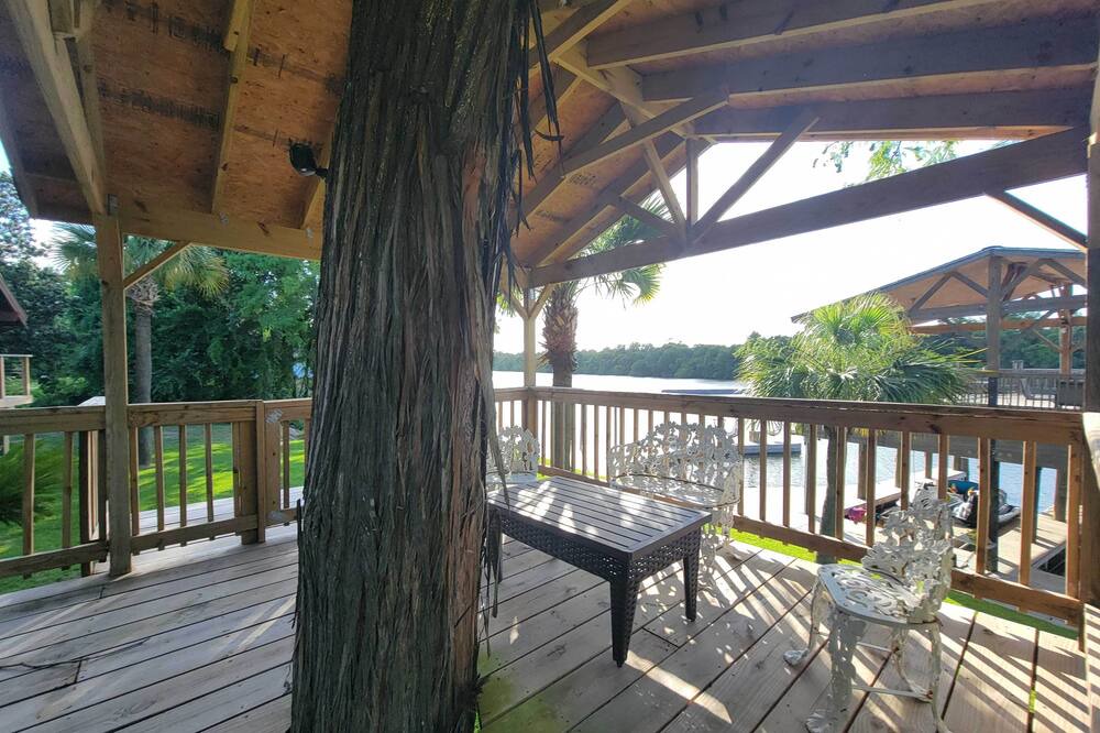 Photo of Patio Balcony in Barrett
