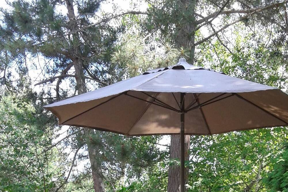 Photo of Patio Balcony in Saint-Henri-de-Taillon