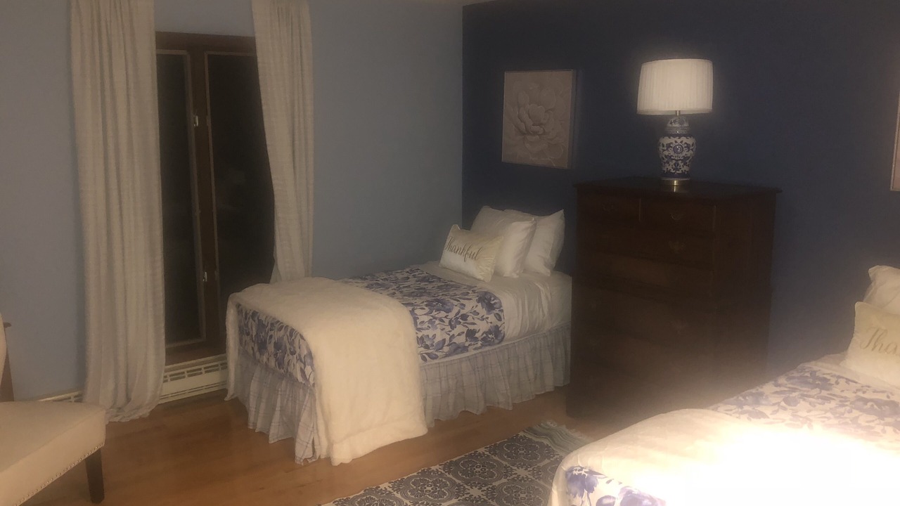 Photo of Others in Hudson