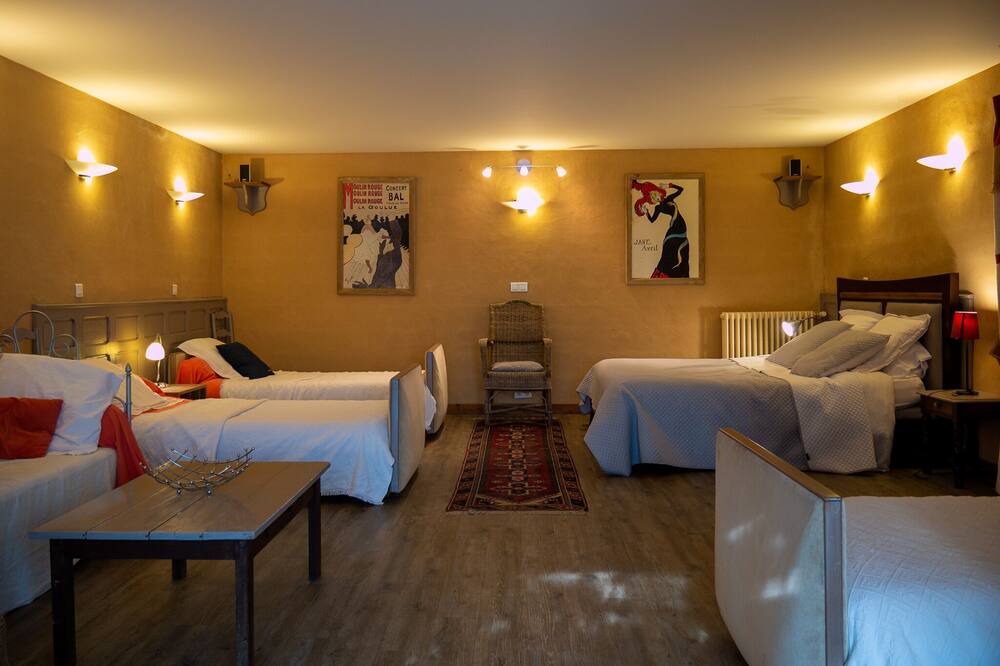 Photo of Bedroom in Prats-du-Perigord